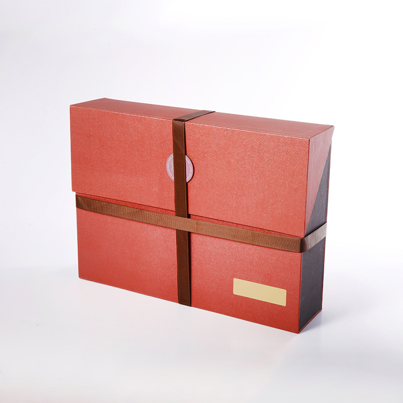 Custom Carré Square Square Square Papier magnétique rouge double couche ouverte Boîtes d\'emballage avec ruban